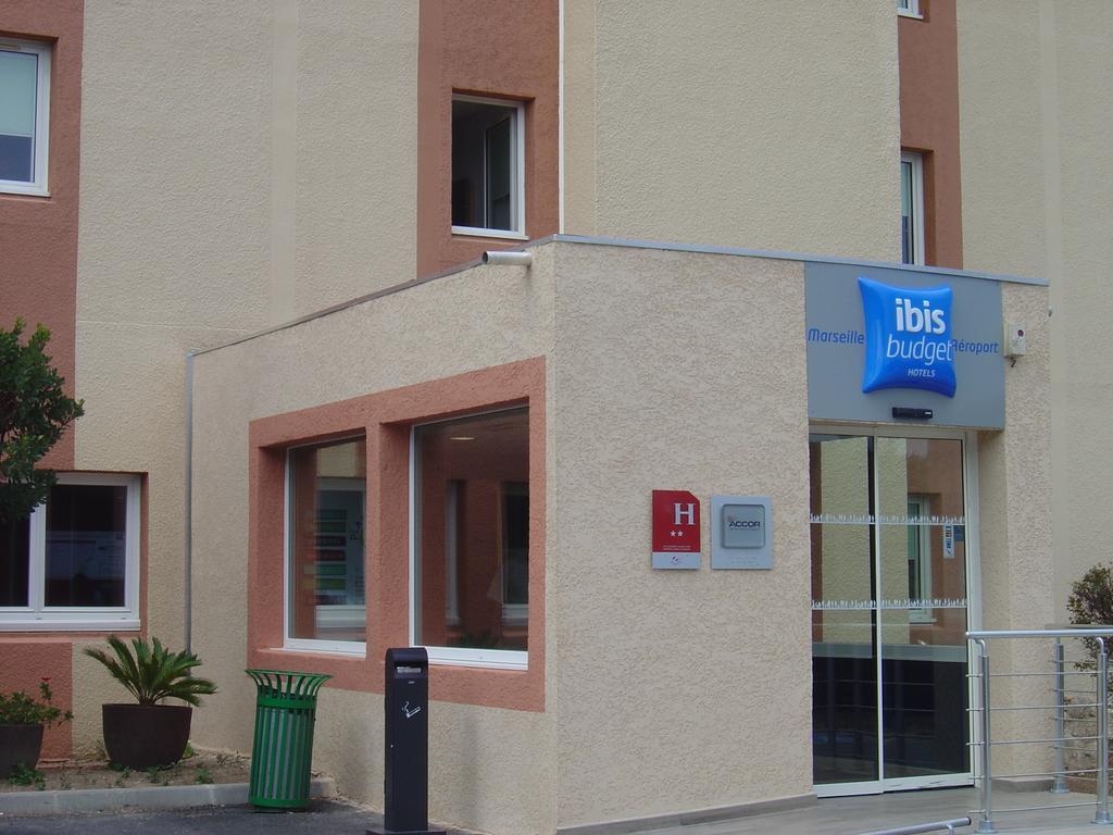 Ibis Budget Marseille Aeroport Provence Marignane Exterior photo